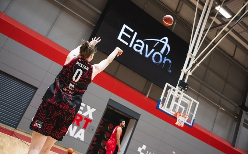 Essex Rebels basketball player throwing the basketball